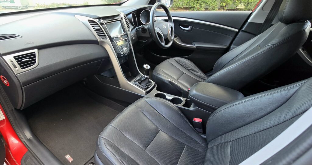 2013 Hyundai i30 SR – Manual – Sunroof – Leather – Only 118,000kms